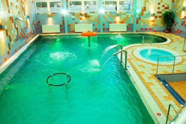 Hotel Nivy Братислава Экстерьер фото